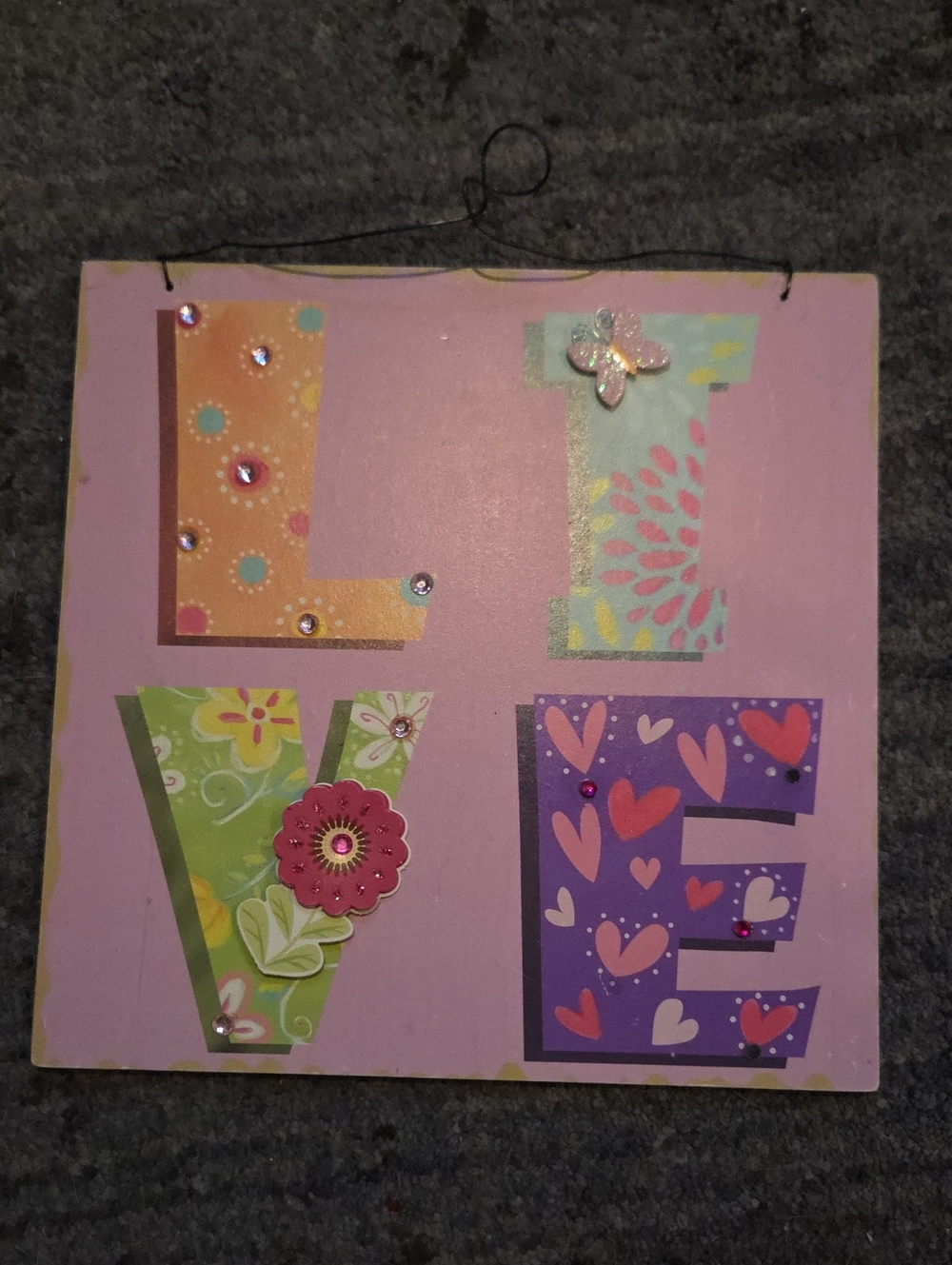 3 Embellished Signs - Picture 7 of 9